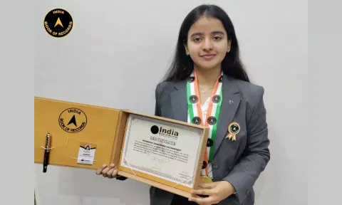 கின்னஸ் புத்தகத்தில் இடம்பிடித்தார்: உலகின் இளம் வயது ஆடிட்டர் நந்தினி அகர்வால்