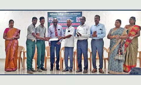 ஆதித்தனார் கல்லூரியில் அறிவியல் கண்காட்சி-அனிதா குமரன் பள்ளி மாணவர்கள் சாதனை