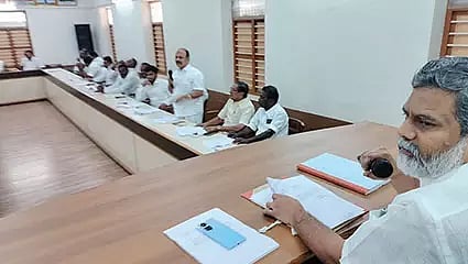 கூட்டம் நடந்தபோது எடுத்த படம்.