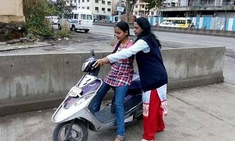 இருசக்கர வாகனம் ஓட்ட பயப்படுகிறீர்களா?