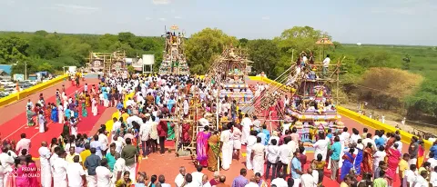 கும்பாபிஷேகம் நடந்தபோது எடுத்தபடம்.
