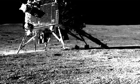 40 செ.மீ. உயர்ந்து 40 செ.மீ. பறந்த விக்ரம் லேண்டர்: இஸ்ரோ