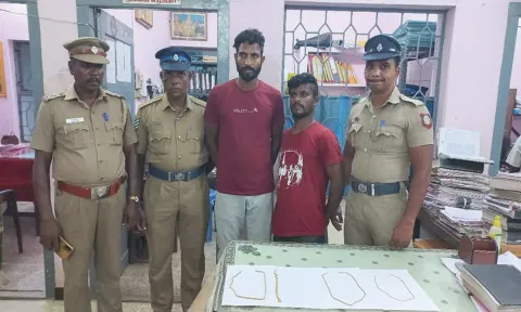 கொள்ளையடித்த பணத்தில் துணை நடிகைகளுடன் உல்லாசம்