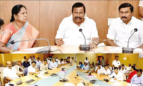 அமைச்சர் பேசிய போது எடுத்த படம்.