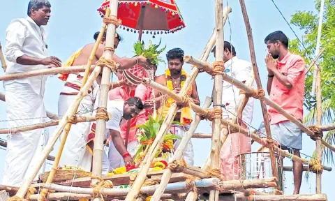 கைலாசநாதர் கோவிலில் கும்பாபிஷேகம் நடந்தது.&nbsp;