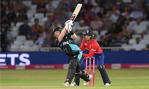 சைபர்ட், சாப்மேன் அதிரடி - 4வது டி20 போட்டியில் இங்கிலாந்தை வீழ்த்தியது நியூசிலாந்து