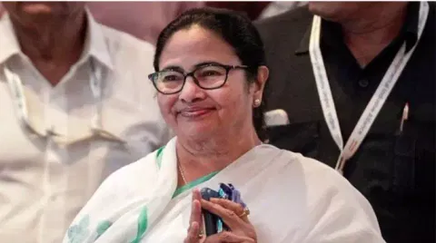 ஜனாதிபதியின் ஜி20 விருந்தில் மம்தா பானர்ஜி பங்கேற்பு