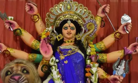 நவராத்திரி மூன்றாம் நாள் போற்றி