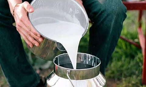 தனியார் பால் விலை லிட்டருக்கு ரூ.2 குறைப்பு