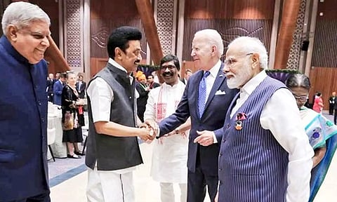 அமெரிக்க அதிபர் ஜோ பைடனுடன் கை குலுக்கிய முதலமைச்சர் மு.க.ஸ்டாலின்