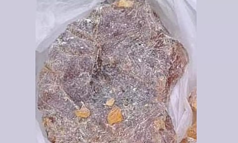 பறிமுதல் செய்யப்பட்ட திமிங்கல உமிழ்நீர்