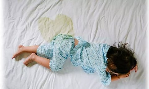 படுக்கையில் சிறுநீர் கழிப்பதை நிறுத்த இதை சாப்பிடுங்க