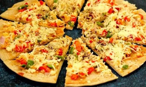 குழந்தைகளுக்கு மிகவும் விருப்பமான உருளைக்கிழங்கு பீட்சா தோசை