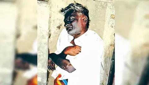 அடையாளம் தெரியாத முதியவர் பிணம்