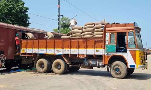 பொது வினியோக திட்டத்துக்கு 1250 டன் அரிசி