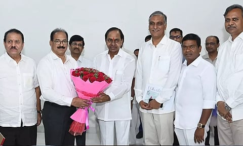 தெலுங்கானாவில் 9 மாவட்டங்களில் புதிய மருத்துவக் கல்லூரிகளை திறந்து வைத்தார் முதல்வர் கே.சி.ஆர்