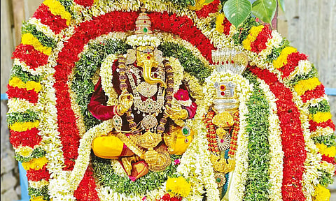 சிவபெருமானுடன் விநாயகர்