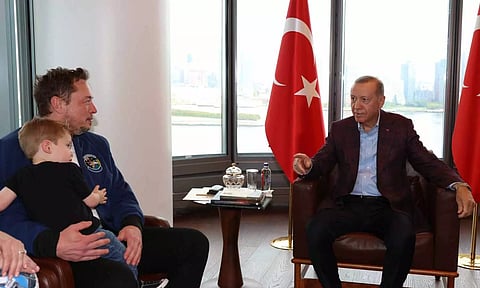 துருக்கியில் டெஸ்லா கார் தொழிற்சாலை: எலான் மஸ்க்- எர்டோகன் பேச்சுவார்த்தை