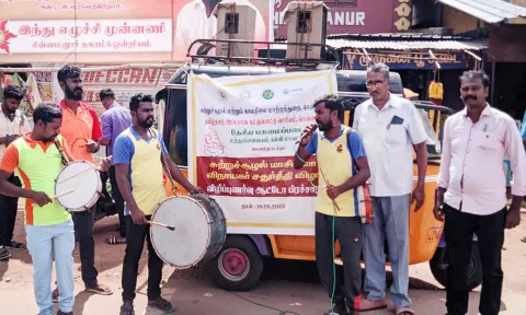 கலைநிகழ்ச்சிகள் மூலம் விழிப்புணர்வு ஏற்படுத்தப்பட்டது.