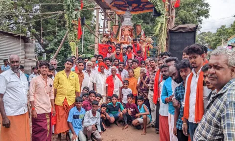 விழாவில் கலந்து கொண்டவர்கள்.