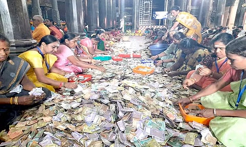 கிரிவலப்பாதை கோவில்களில் ரூ.1.94 கோடி உண்டியல் காணிக்கை