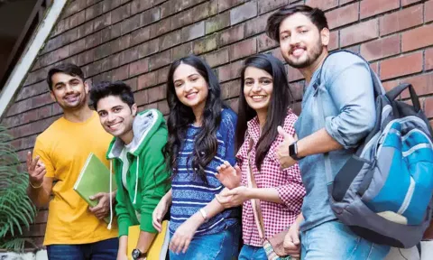 எதிர்காலத்தை கட்டமைக்கும் நவீன படிப்புகள்..!