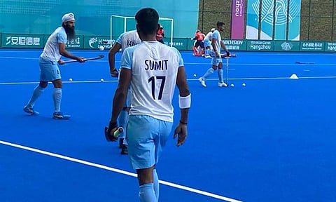 ஆசிய விளையாட்டு போட்டி - உஸ்பெகிஸ்தானை 16 -0 என துவம்சம் செய்தது இந்திய ஹாக்கி அணி