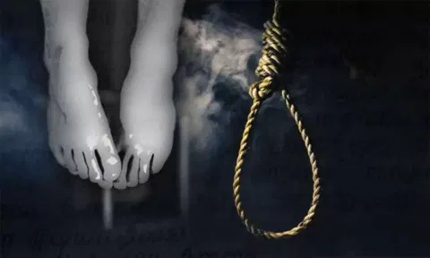 வெவ்வேறு சம்பவங்களில் 3 பேர் தூக்குபோட்டு தற்கொலை