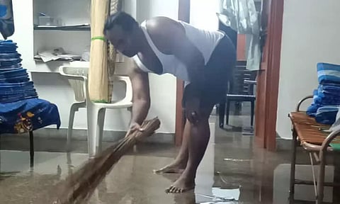 பெருந்துறையில் 7 சென்டிமீட்டர் பதிவு: ஈரோட்டில் சூறைக்காற்றுடன் பலத்த மழை கொட்டி தீர்த்தது