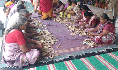 பவானி சங்கமேஸ்வரர் கோவில் உண்டியல்கள் திறப்பு