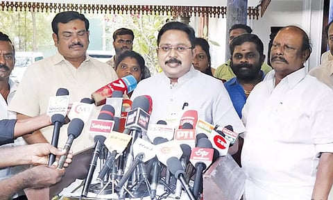 டி.டி.வி. தினகரன்.