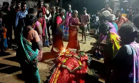 மழை வேண்டி பெண்கள் ஒப்பாரி