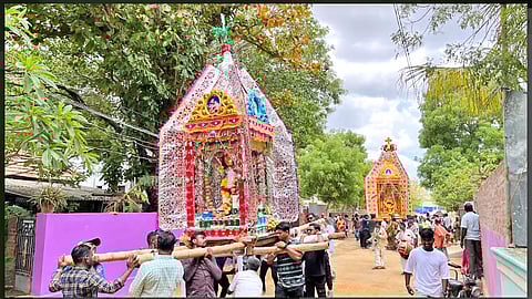 நாசரேத் அருகே பரிசுத்த உபகார மாதா ஆலய திருவிழாவில் சப்பர பவனி