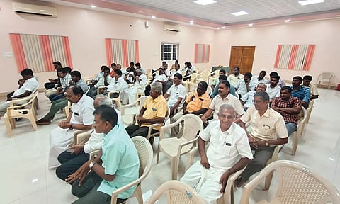 நூற்பாலை தொழிலை பாதுகாக்க மத்திய, மாநில அரசுகள் நடவடிக்கை எடுக்க வேண்டும்