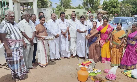 பீடம்பள்ளியில் ரூ.25 லட்சம் மதிப்பிலான நலத்திட்ட பணிகள் தொடக்கம்