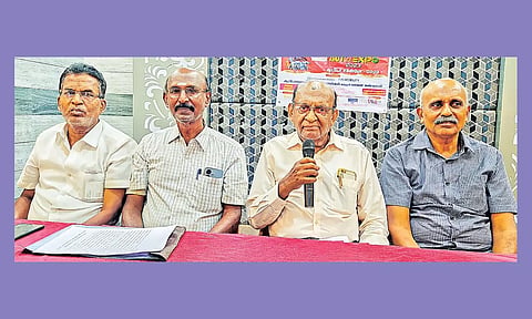 ஆட்டோ மொபைல் எக்ஸ்போ குறித்து நிர்வாகிகள் ஏ.சிதம்பரம், ராஜேஸ்வரன், ரவி மற்றும் டி.சிதம்பரம் ஆகியோர் பேசினர்.
