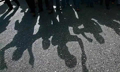 கேரளாவில் அரசு அலுவலகம் மீது மாவோயிஸ்டுகள் தாக்குதல்: நீலகிரி மாவட்ட எல்லைகளில் போலீசார் தீவிர கண்காணிப்பு