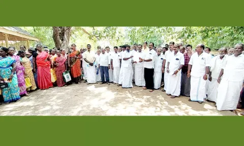கண்ணங்குடி ஒன்றிய விவசாயிகளுக்கு வறட்சி நிவாரணம் வழங்க கோரி மனு