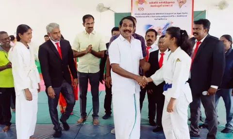 பெரம்பலூர் ஸ்ரீராமகிருஷ்ணா பள்ளியில்தேசிய அளவிலான ஜூடோ போட்டி