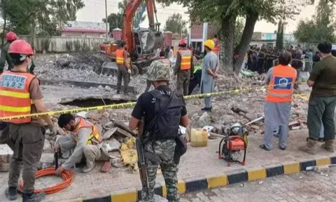 மசூதிகளில் தற்கொலை படை தாக்குதலுக்கு இந்தியாவே காரணம்- பாகிஸ்தான் குற்றச்சாட்டு