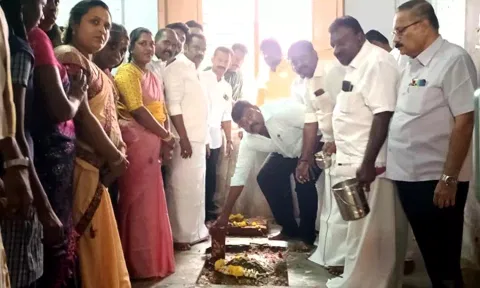 சங்கரன்கோவில் அரசு பள்ளியில் ரூ. 85.44 லட்சத்தில் புதிய வகுப்பறைகள் கட்டும் பணி- ராஜா எம்.எல்.ஏ. அடிக்கல் நாட்டினார்