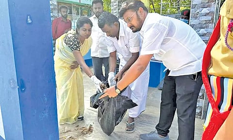 தூய்மை பணிகள் நடைபெற்றது.
