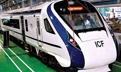 சென்னை ஐ.சி.எப். சார்பில் புதிய '10 வந்தே பாரத்' ரெயில்கள்: பெங்களூருவில் மாதிரி வடிவம் தயாரிக்கப்படுகிறது