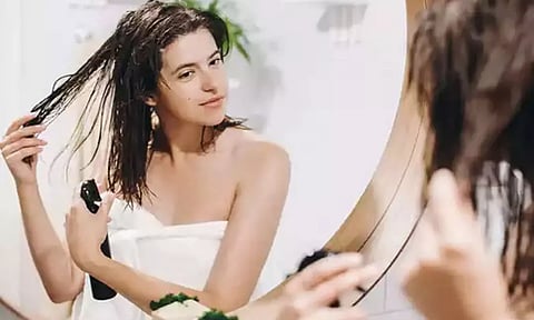 மழைக்காலங்களில் தலைமுடியை எவ்வாறு பராமரிப்பது?