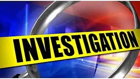 கோவிலில் புனரமைப்பு பணியில் ரூ.12 லட்சம் மோசடி