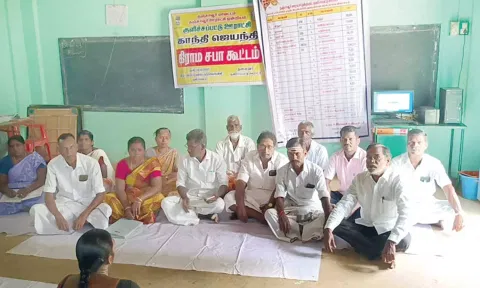 குளிச்சப்பட்டு கிராம சபை கூட்டம் நடந்தது.
