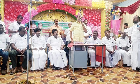 புதியம்புத்தூரில் அ.தி.மு.க. பூத் கமிட்டி கூட்டம்- கடம்பூர் ராஜூ எம்.எல்.ஏ. பங்கேற்பு