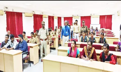 மாணவர்களுக்கு ஓவியப்போட்டி