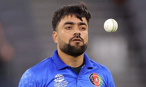 அந்த மனசு தான் சார் கடவுள்.. ரஷித் கான் செயலால் நெகிழ்ந்த ஆப்கன் மக்கள்