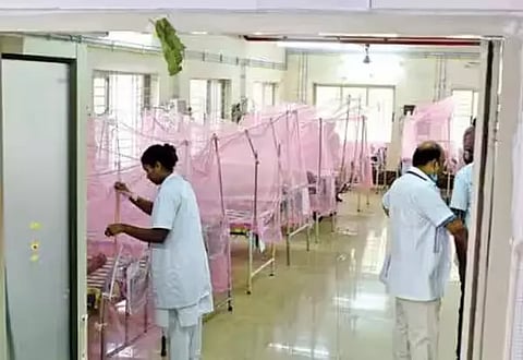 டெங்கு காய்ச்சல் பாதித்த 47 பேருக்கு தொடர்ந்து சிகிச்சை